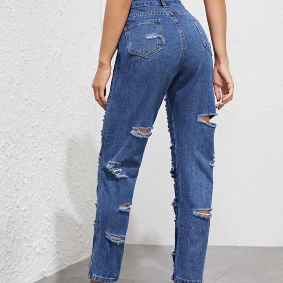 Distressed Ripped High Rise Mom Jeans - Picture 2 of 11